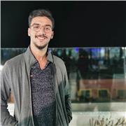 tengo nivel nativo en francés y inglés así que puedo dar cursos a quien esta interesante para aprender estas idiomas